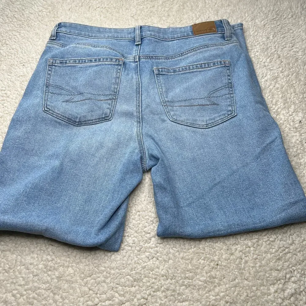 American Eagle Stretch Light Wash Distressed Jeans 8 Short - Picture 6 of 7